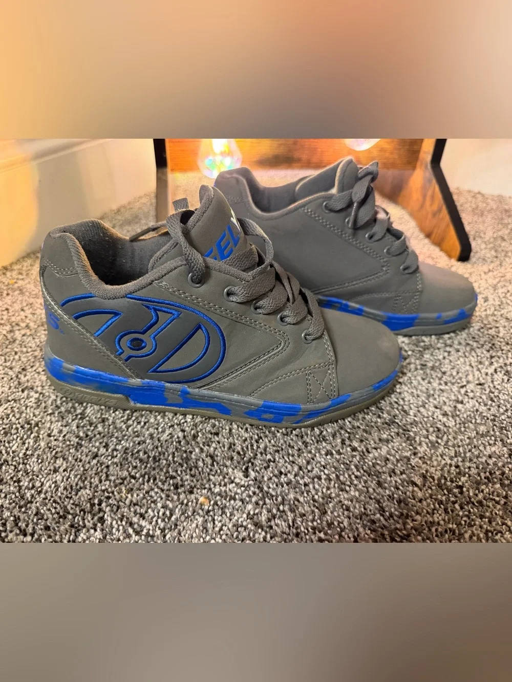 Heelys Youth Size 4 Skate Shoe Blue and Gray EUC!